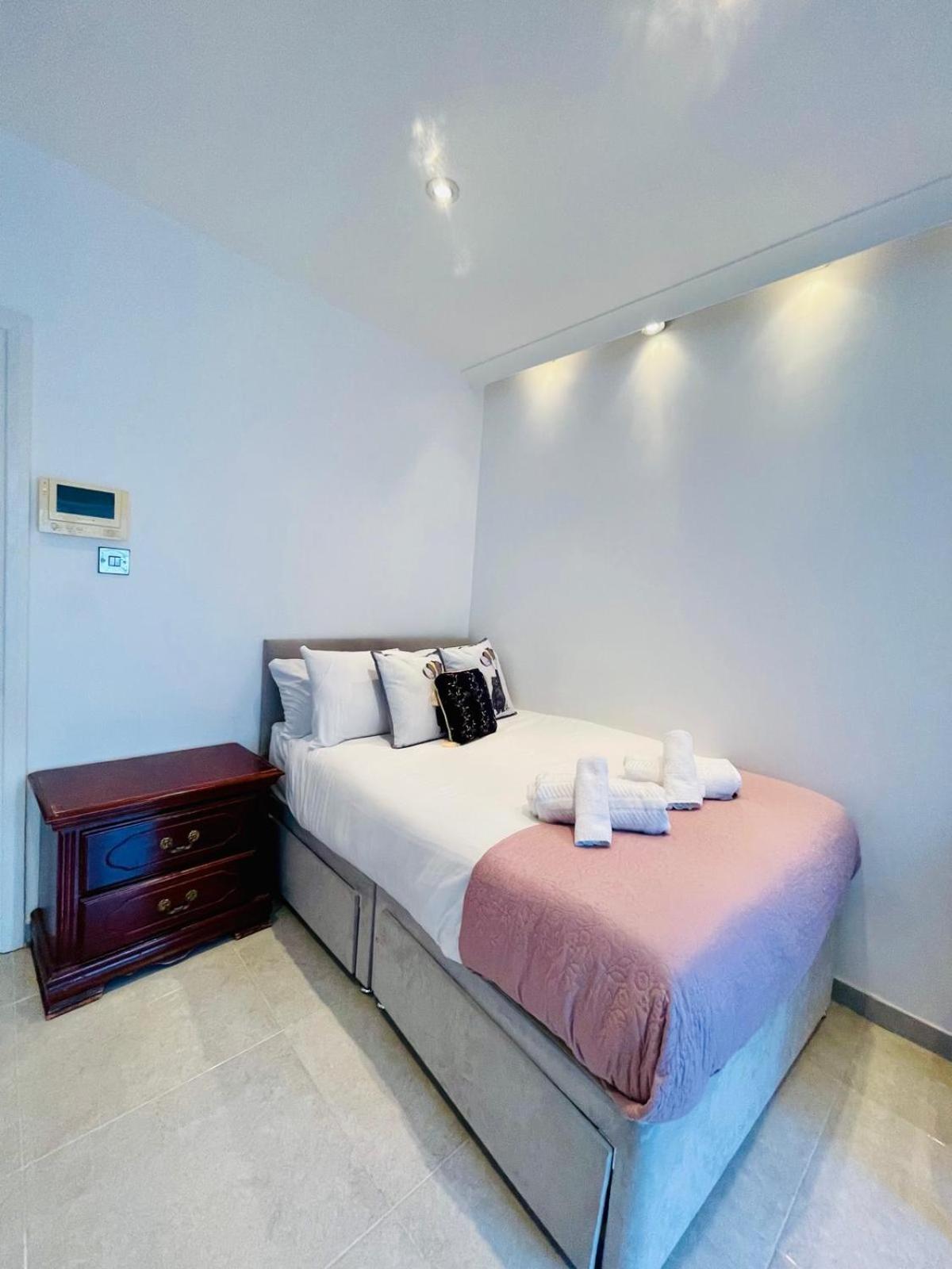 Smithfield St Paul Farringdon Central London Apartment Exterior photo